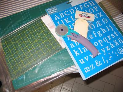 Quilting mat, rotary cutter and ruler from Panduro (Copyright Hanna Andersson)