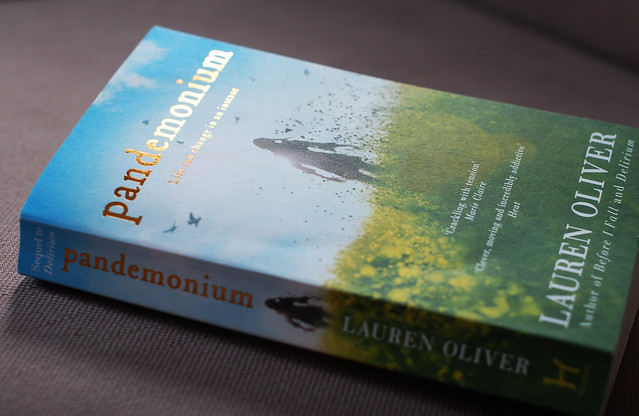 Awesome read Pandemonium by Lauren Oliver in soft cover (Photo Copyright Hanna Andersson)