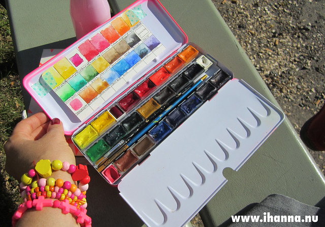 Personalize your water colour box // Personalize your water color box // Gör din akvarellåda mer personlig - tutorial by iHanna