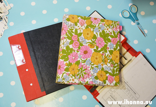 A5 ring binder spine covered in beautiful flower patterned vintage fabric by iHanna (Photo copyright Hanna Andersson)