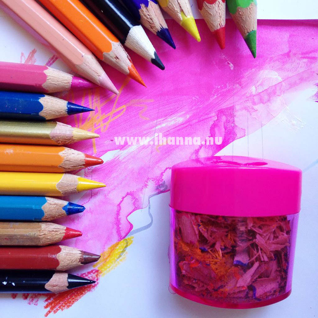 Sharpened pencils and pink pencil sharpener photo copyright Hanna Andersson