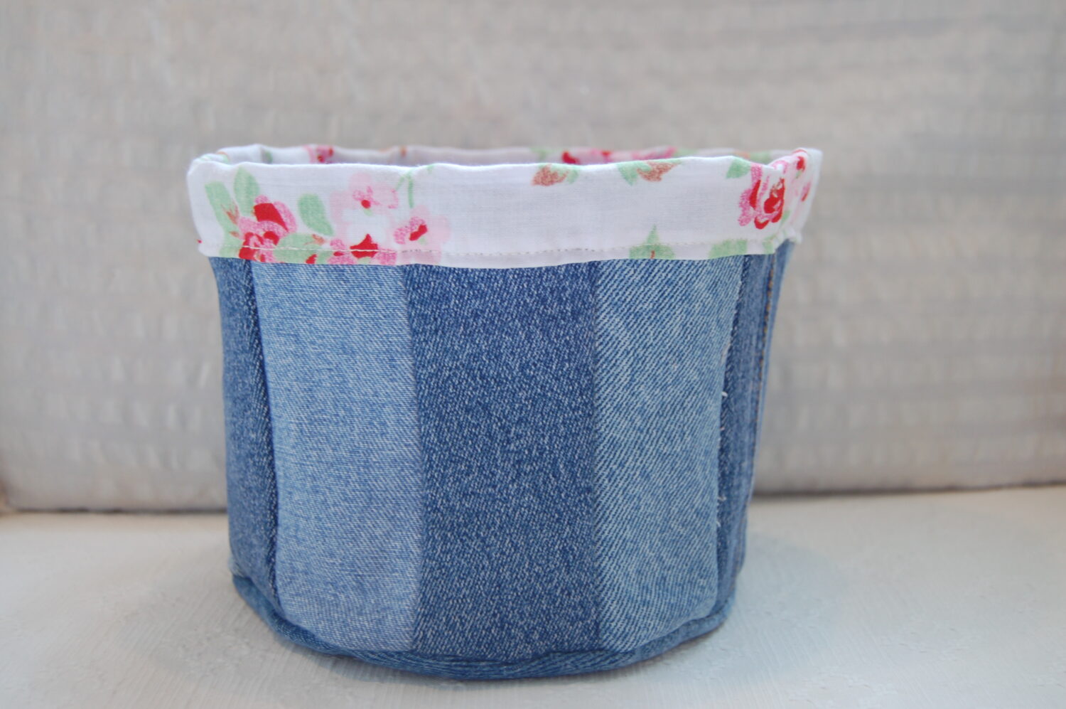 DIY Denim basket sewn by mom 2006 (Photo copyright Hanna Andersson)