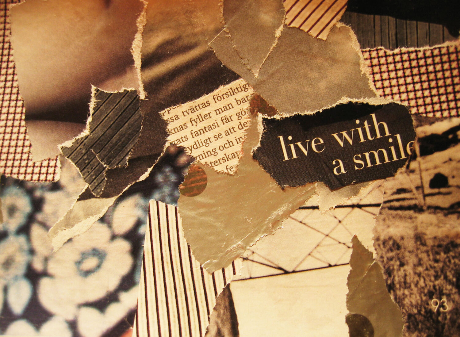 Live with a smile collage postcard from 2005. On of my favorite collaged postcards. Sent to Amber.