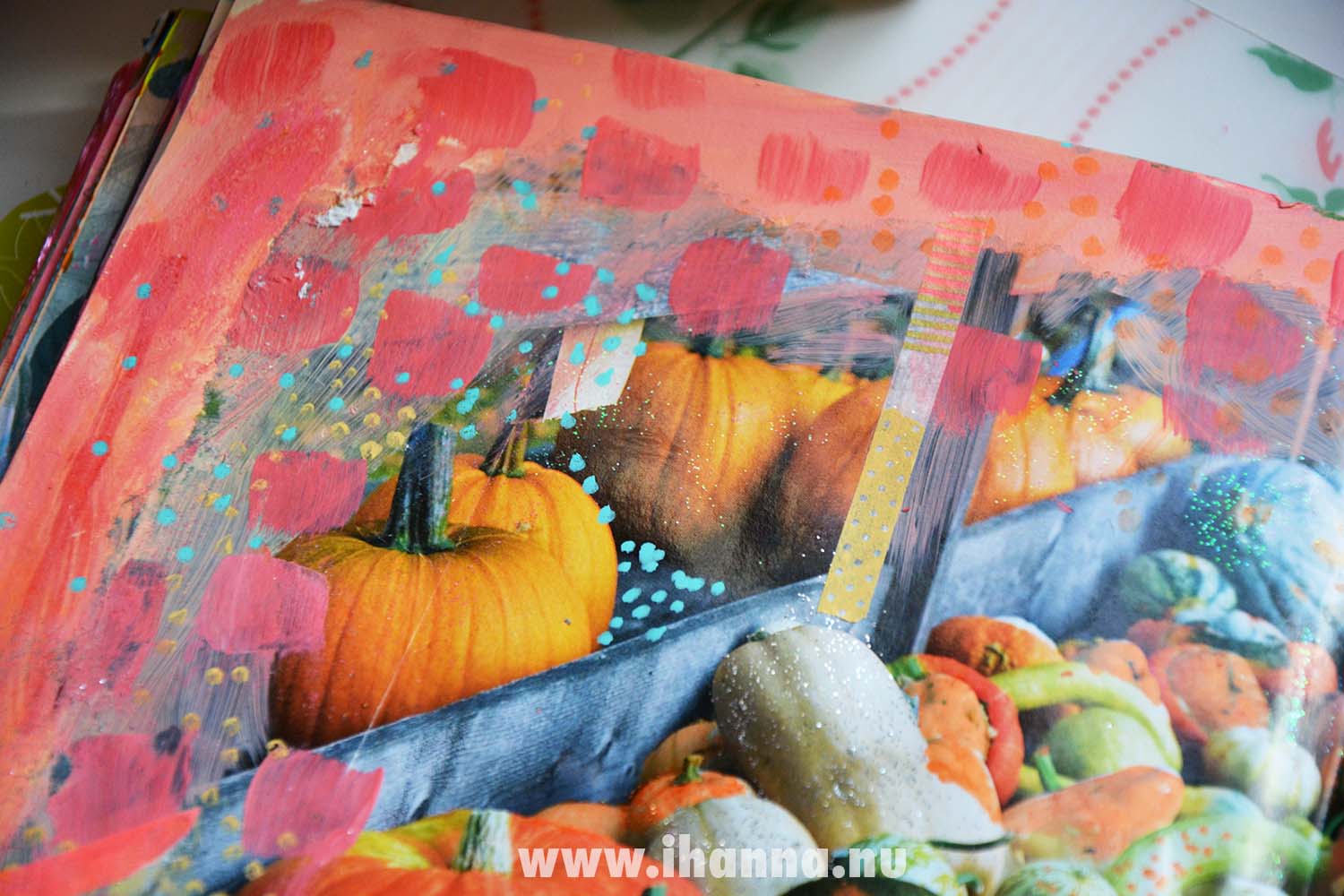 Added glitter to this Halloween page included in altered book Art Journal by iHanna (Copyright Hanna Andersson)